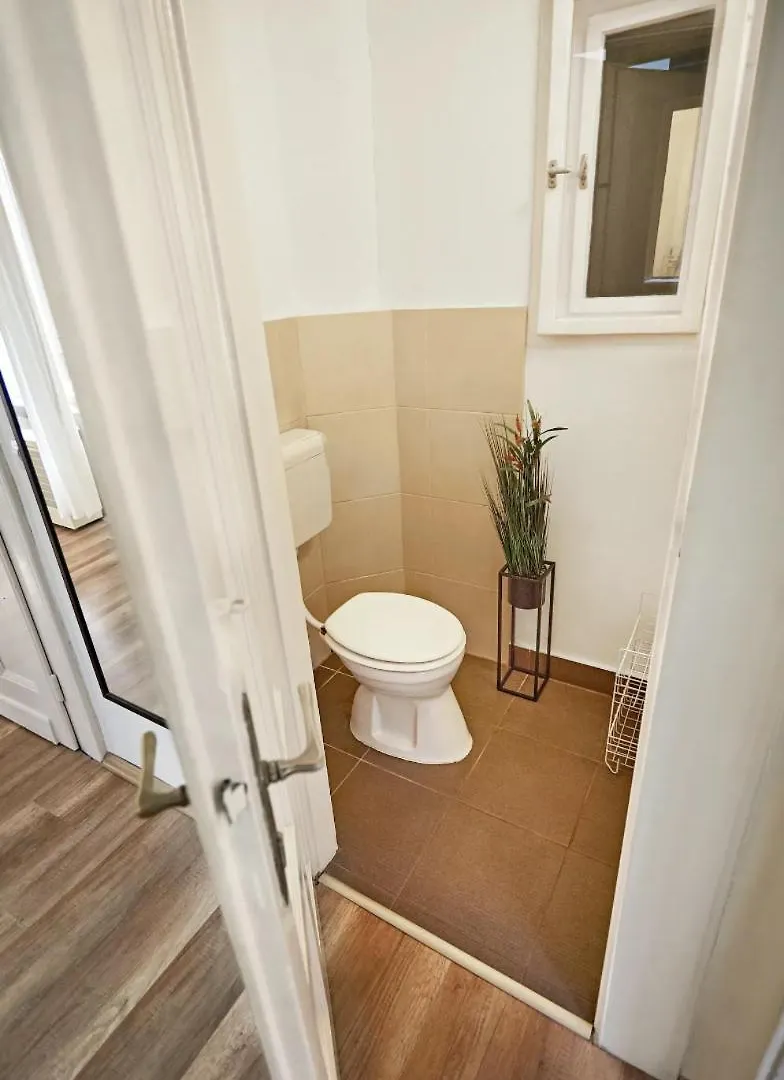 Peach Nest Apartment Budapest Hungary